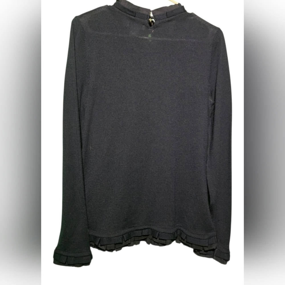 Vineyard Vines Navy 100% Merino Wool Sweater Size Medium EUC PTP 21 - Picture 2 of 4